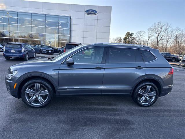 Used 2020 Volkswagen Tiguan SEL w/ 3rd Row Seat Package image 2