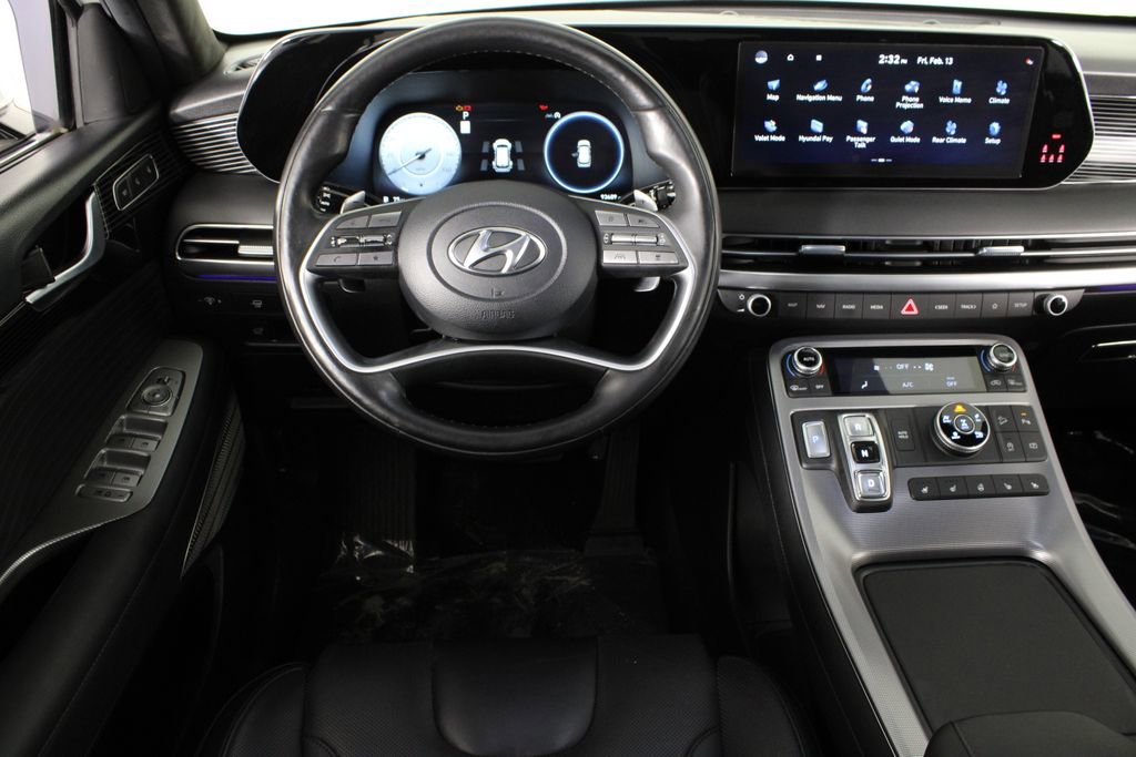 Used 2023 Hyundai Palisade Calligraphy image 6