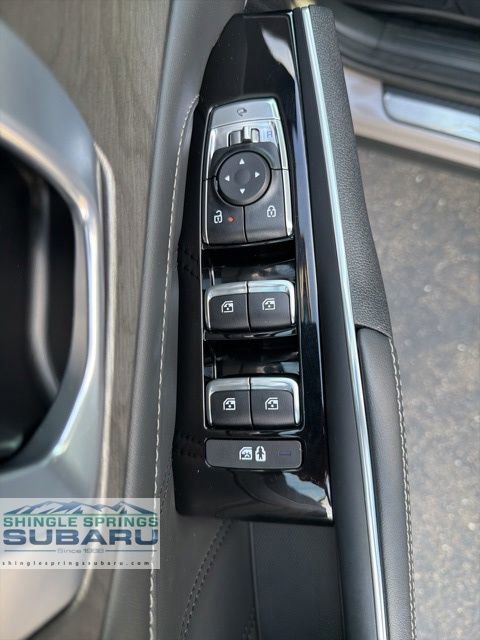 Used 2025 Kia Sorento SX image 45