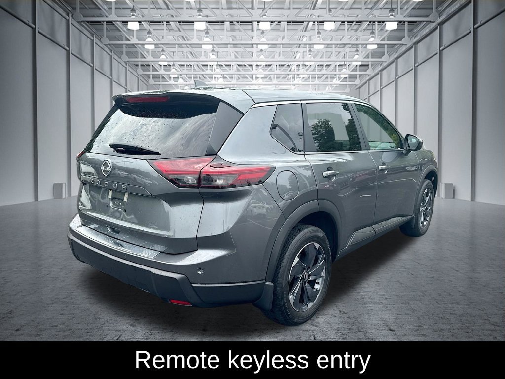 Used 2026 Nissan Rogue SV FWD image 7