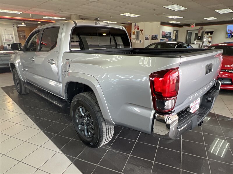 Used 2020 Toyota Tacoma SR5 RWD image 9