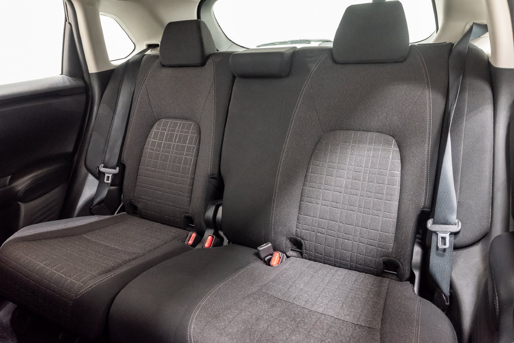 Used 2025 Honda HR-V LX image 27