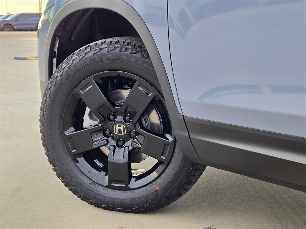 New 2026 Honda Ridgeline Black Edition image 10