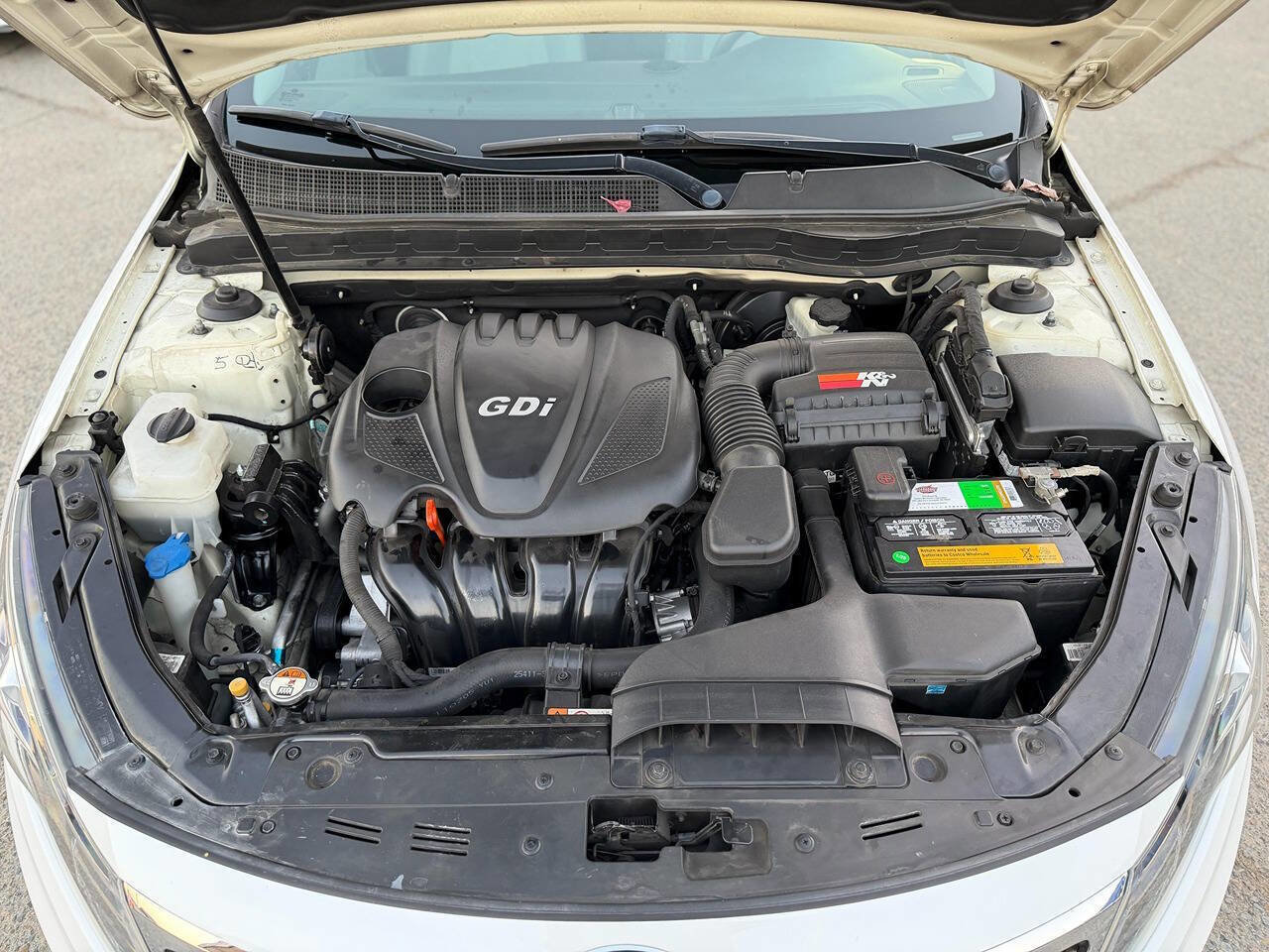 Used 2011 Kia Optima LX image 25