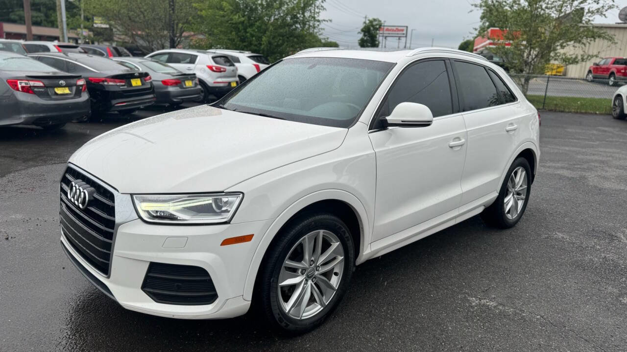 Used 2017 Audi Q3 2.0T Premium Plus w/ Premium Plus Package image 5