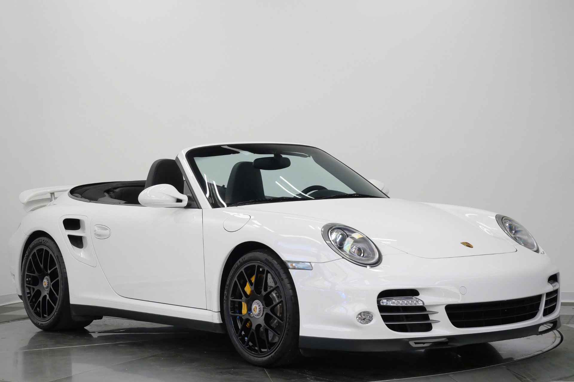 Used 2012 Porsche 911 Turbo S AWD/4WD image 3