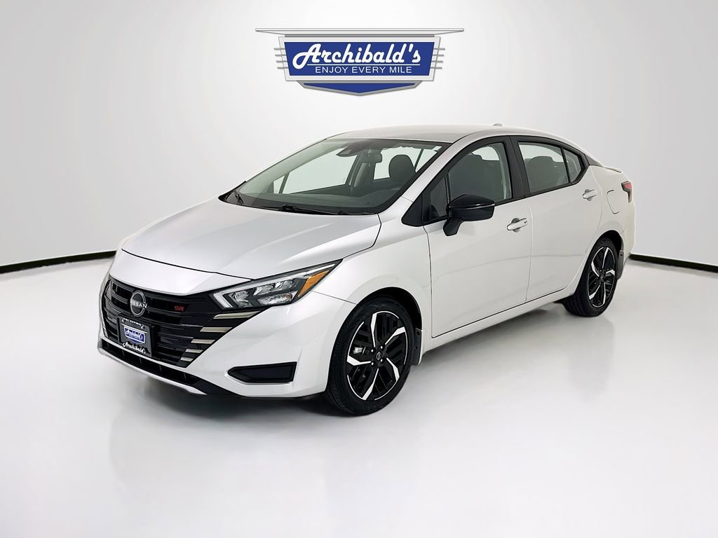 Used 2025 Nissan Versa SR w/ Trunk Package FWD image 3