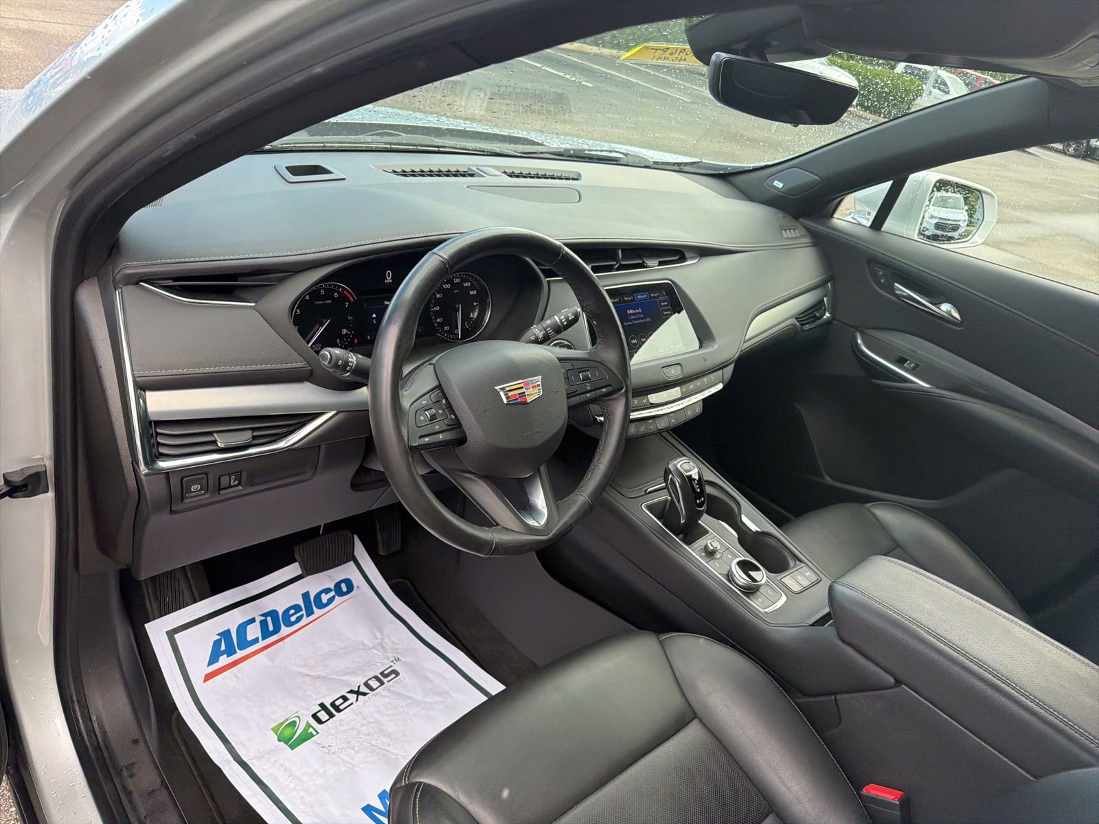 Used 2019 Cadillac XT4 Premium Luxury w/ Enhanced Visibility Package AWD/4WD image 10