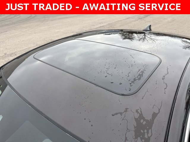 Used 2018 Honda Accord Touring image 4