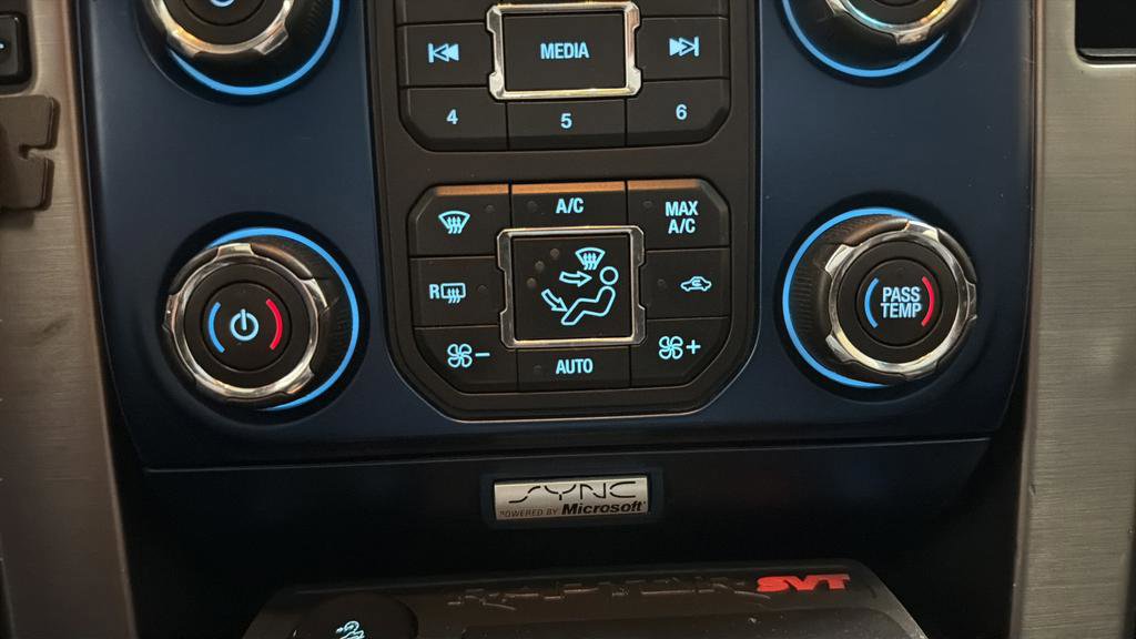 Used 2013 Ford F150 Raptor w/ Luxury Equipment Group image 28