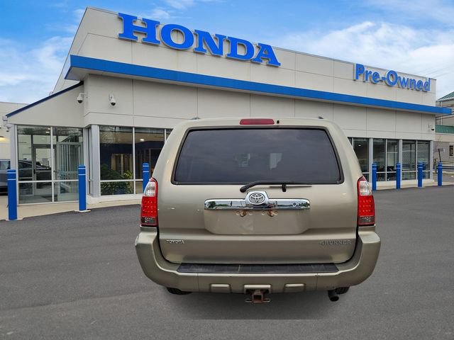 Used 2007 Toyota 4Runner SR5 AWD/4WD image 5