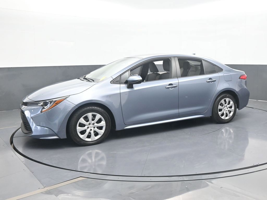 Used 2024 Toyota Corolla LE video 2