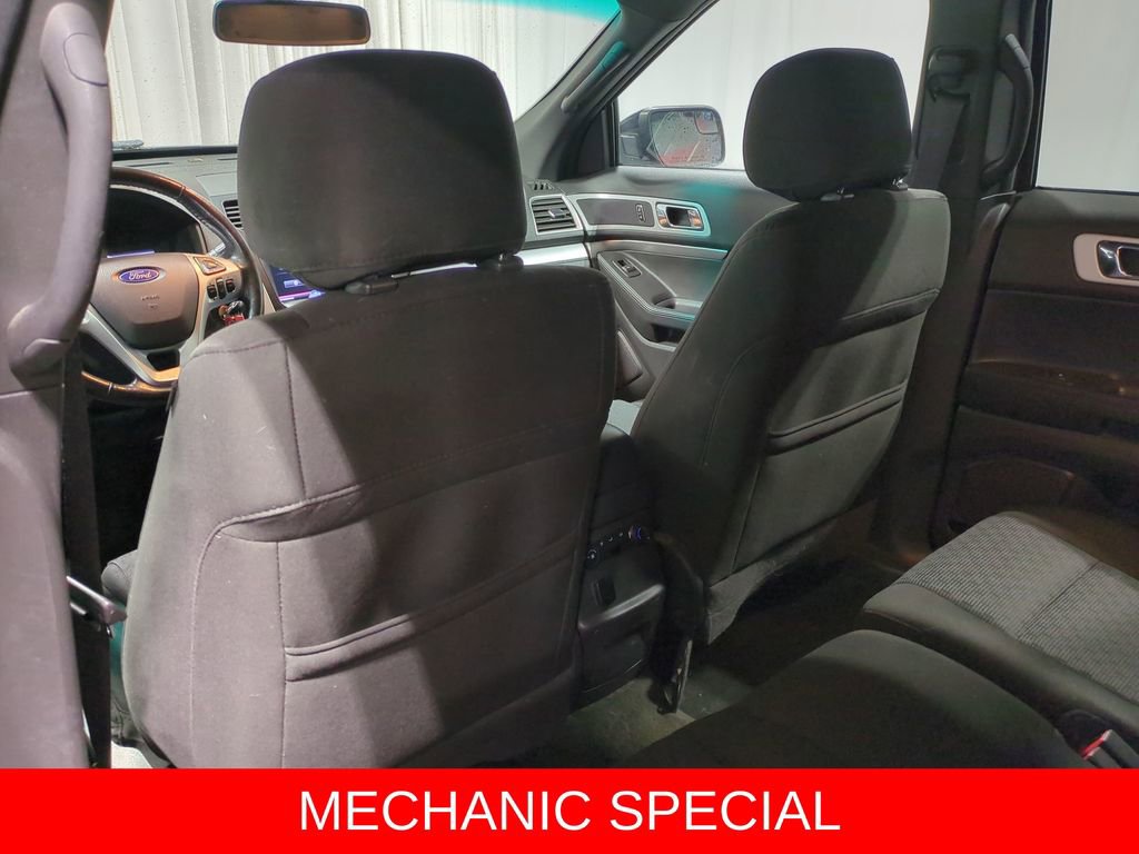 Used 2013 Ford Explorer XLT image 17
