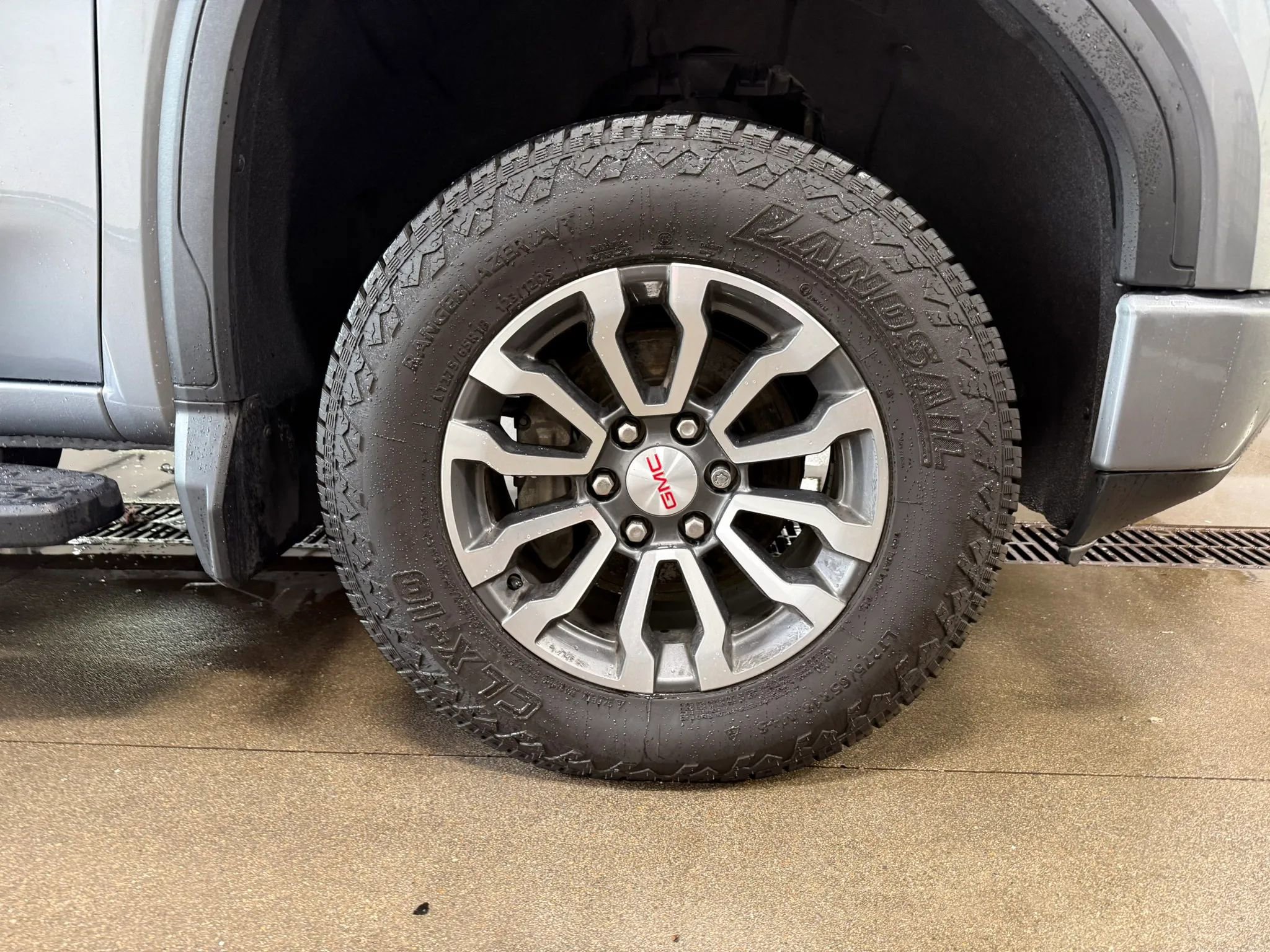 Used 2020 GMC Sierra 1500 AT4 AWD/4WD image 16