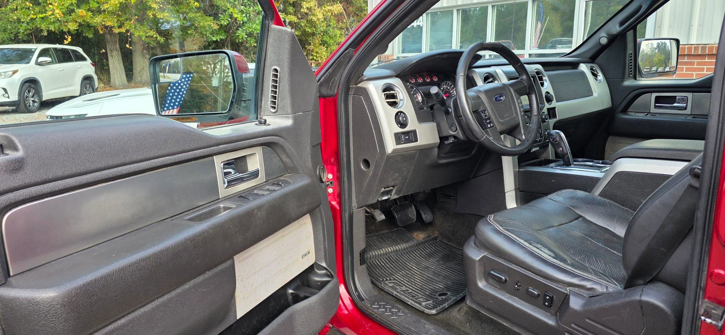 Used 2013 Ford F150 FX4 w/ Luxury Equipment Group AWD/4WD image 9