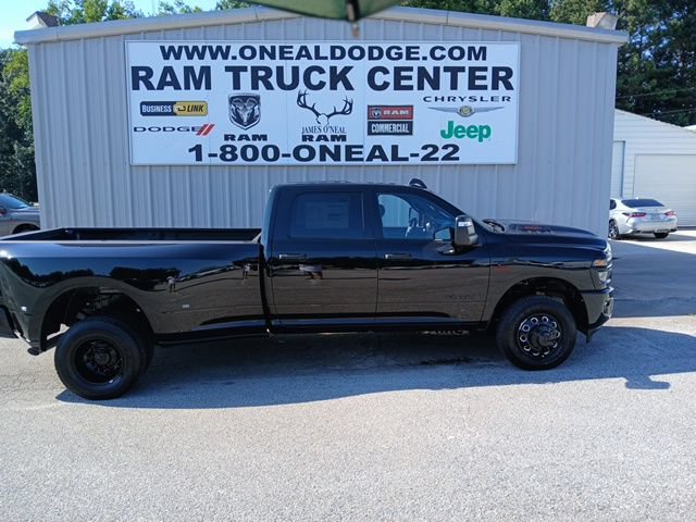 New 2026 RAM 3500 Big Horn AWD/4WD image 2
