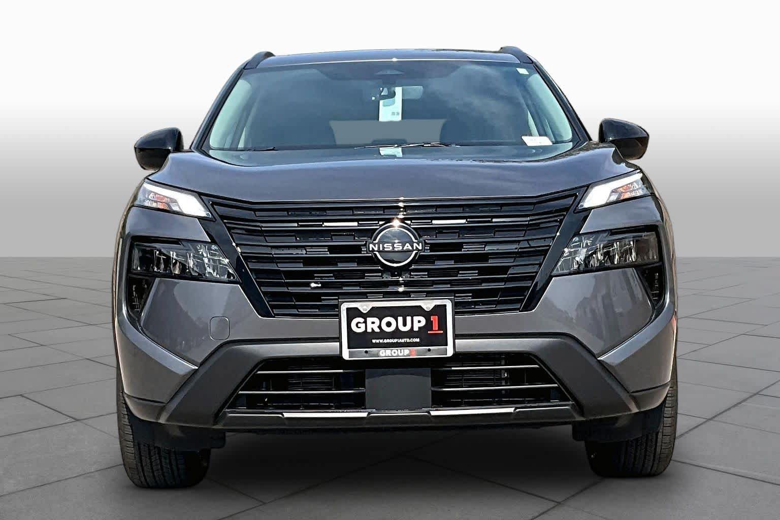 New 2026 Nissan Rogue Dark Armor FWD image 3
