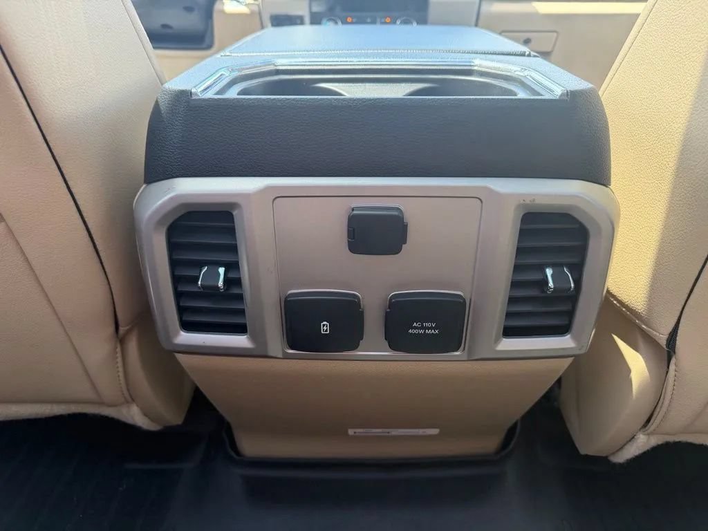 Used 2019 Ford F350 Lariat w/ Lariat Ultimate Package AWD/4WD image 29
