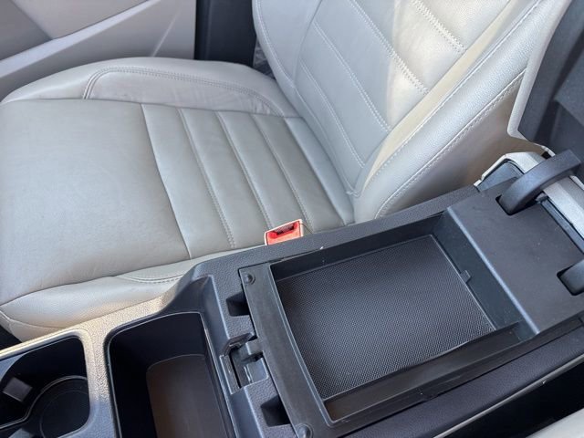 Used 2018 Ford Escape Titanium w/ Ford Safe & Smart Package image 27