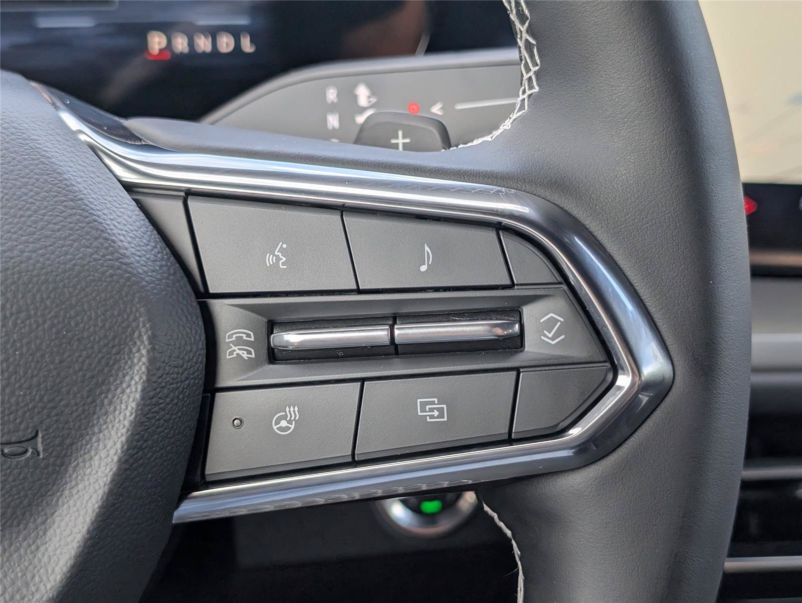New 2026 Chevrolet Traverse LT w/ Driver Confidence Package FWD image 38