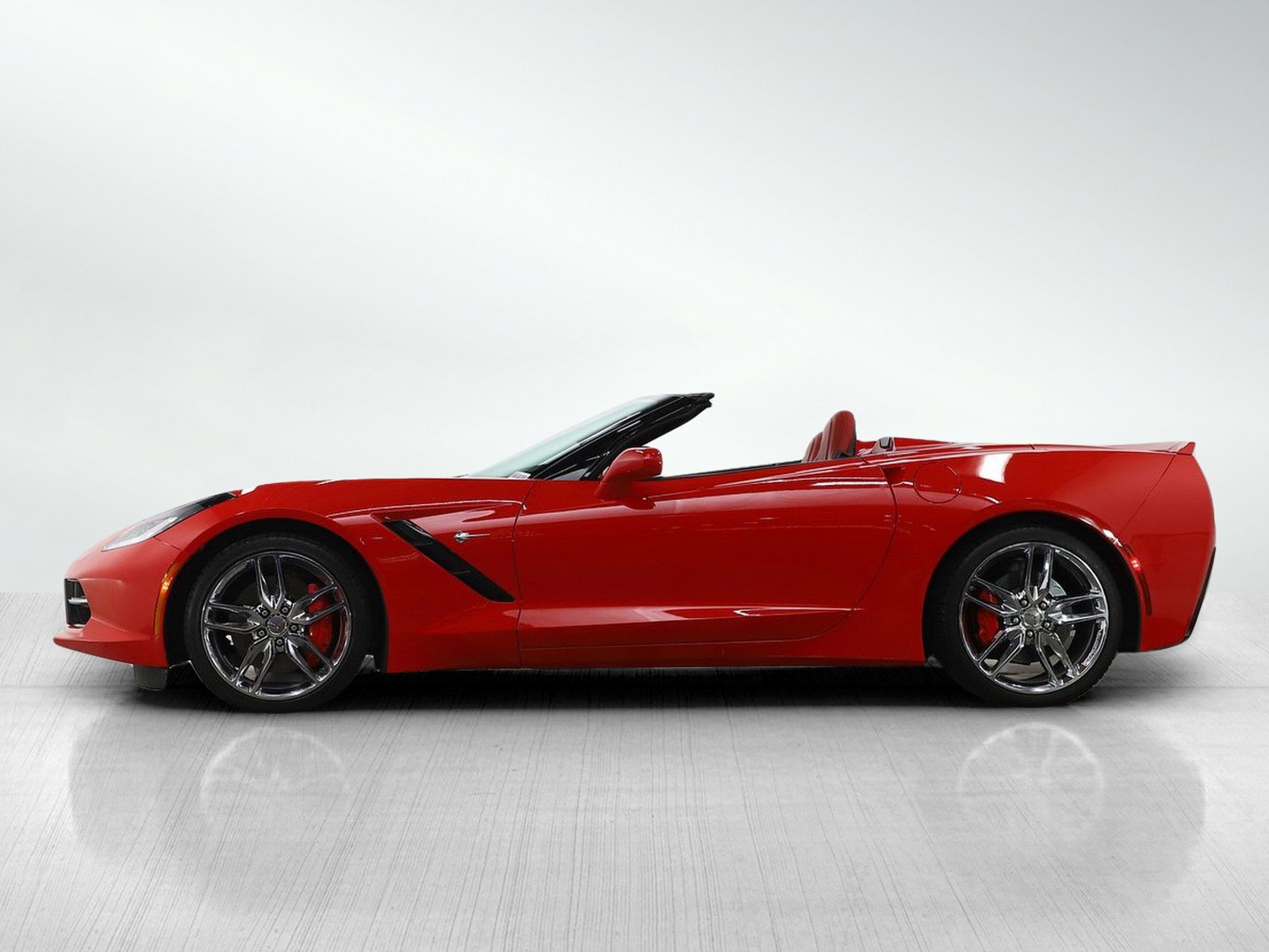 Used 2014 Chevrolet Corvette Stingray Convertible w/ 2LT Preferred Equipment Group image 2