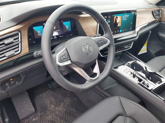 New 2025 Volkswagen Atlas SE image 21