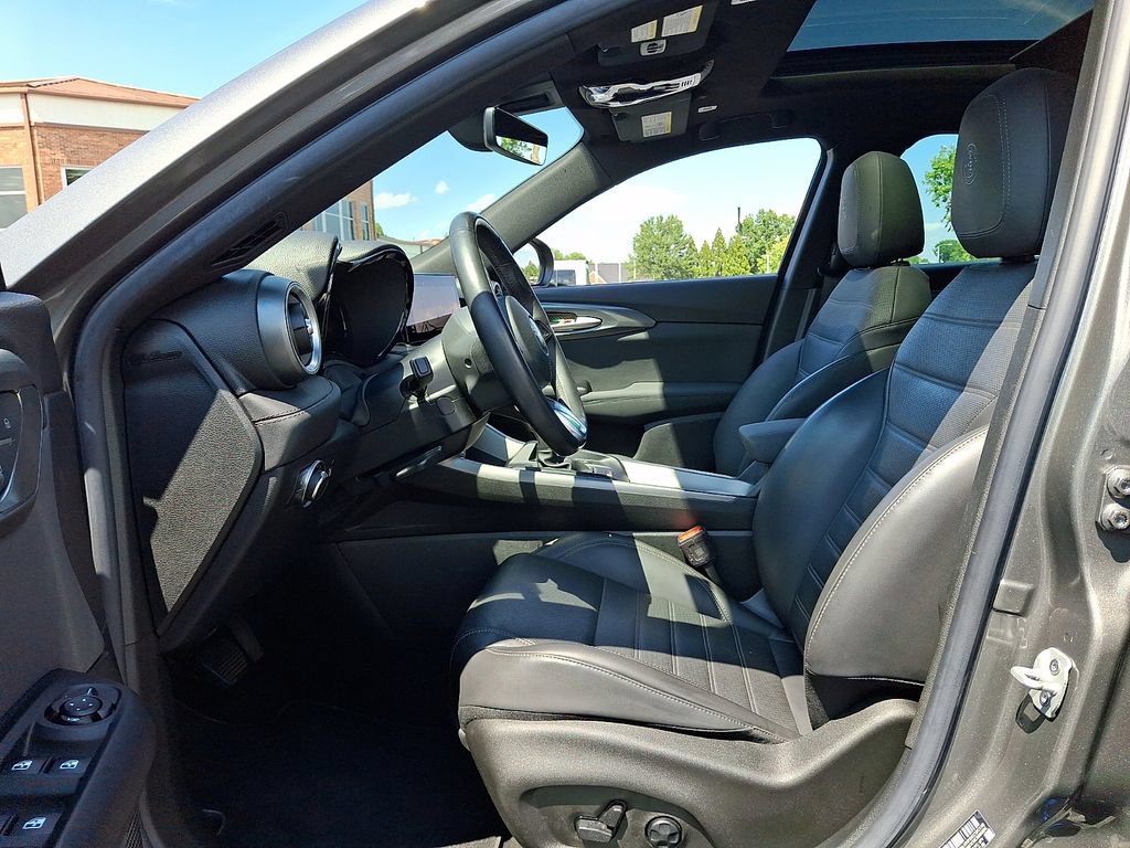 Used 2024 Alfa Romeo Tonale Ti w/ Active Assist Package AWD/4WD image 13