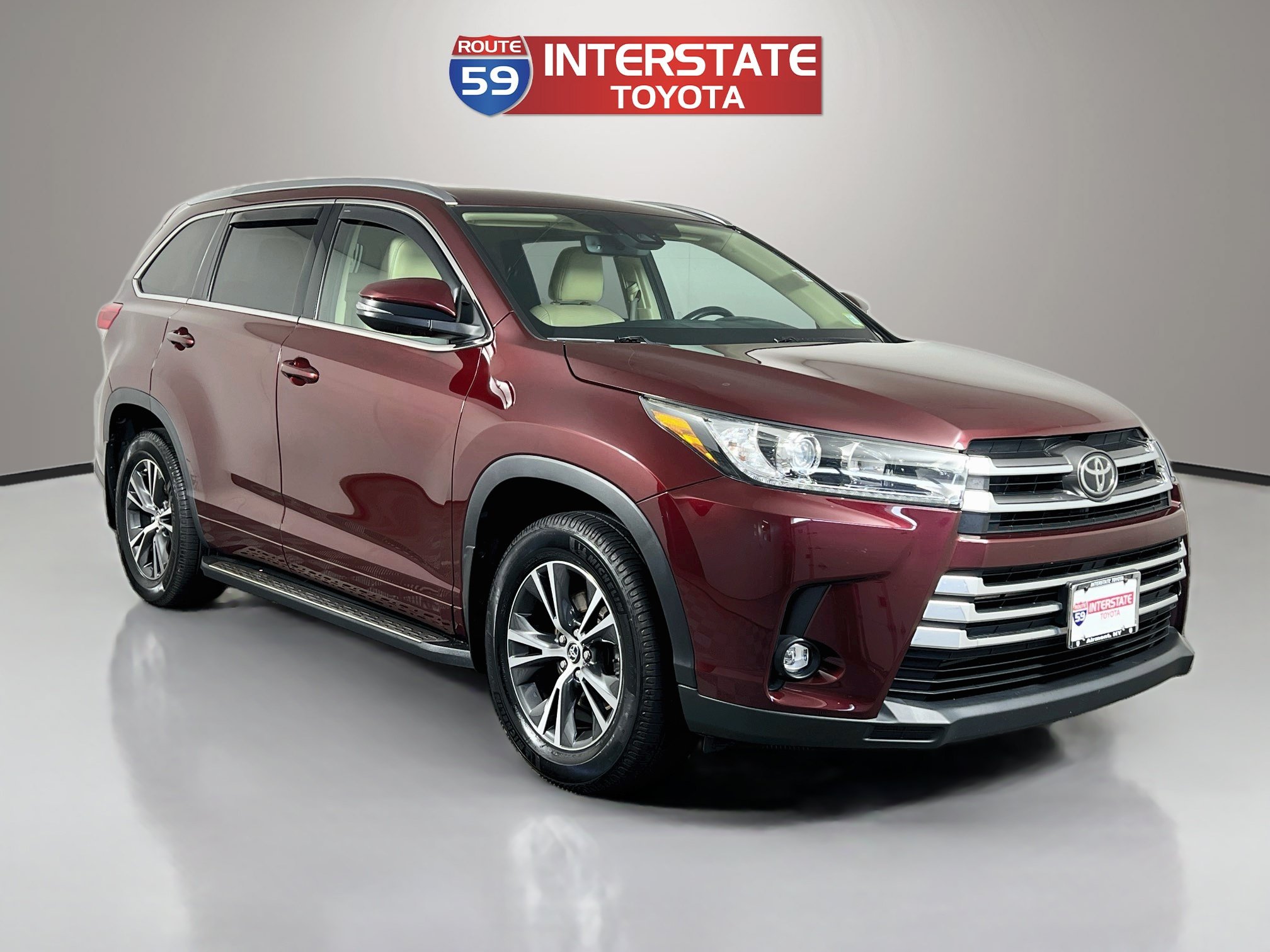 Used 2019 Toyota Highlander Limited AWD/4WD image 1