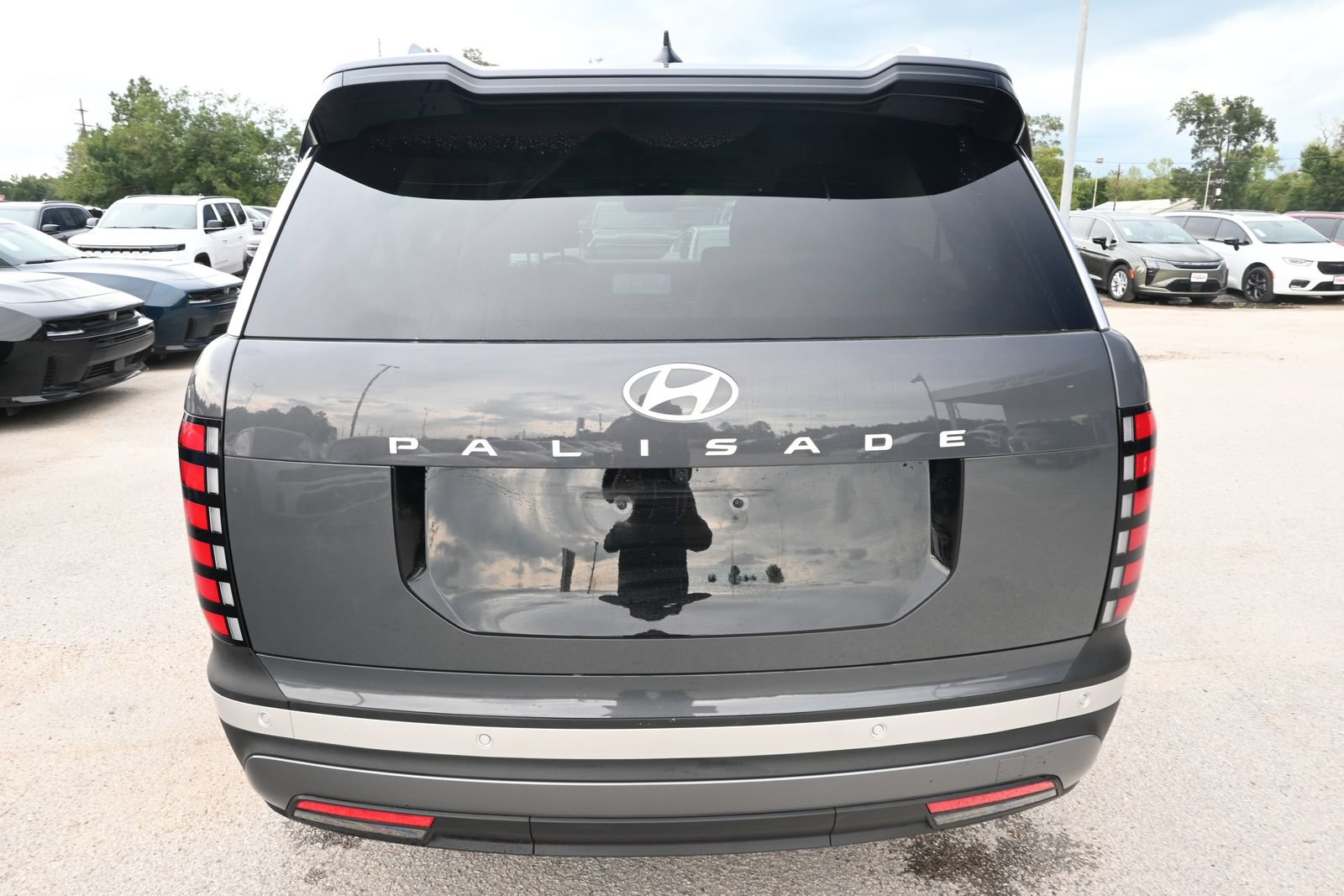 Used 2026 Hyundai Palisade SEL FWD image 3