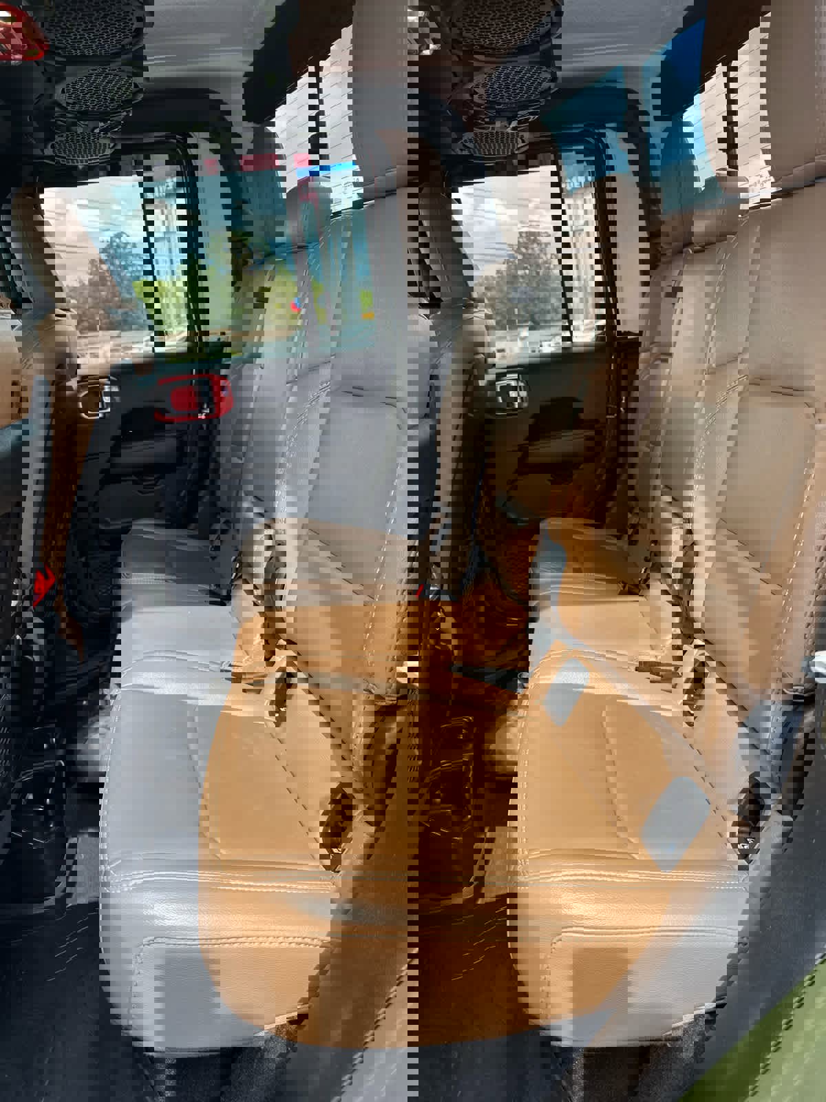 Used 2021 Jeep Gladiator Rubicon image 10