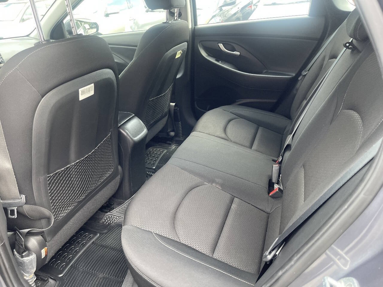 Used 2018 Hyundai Elantra GT FWD image 16