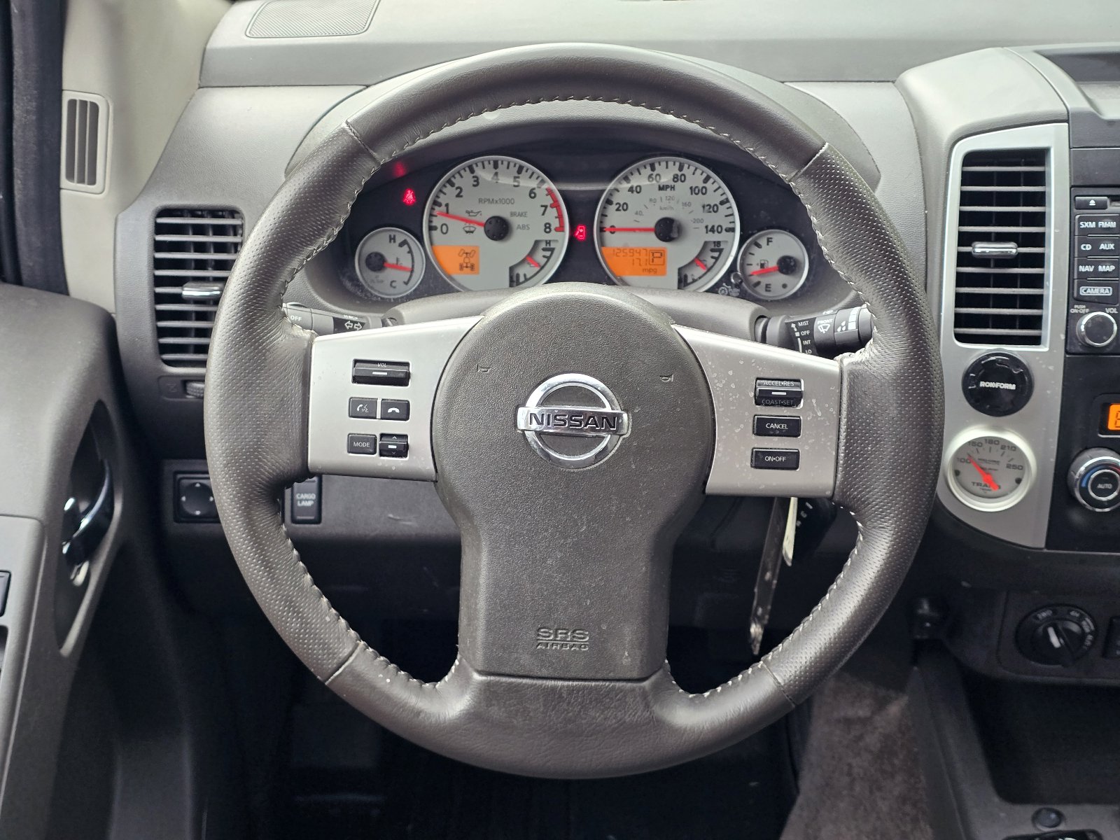 Used 2017 Nissan Frontier PRO-4X AWD/4WD image 16