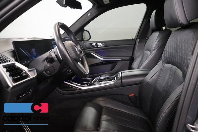 Used 2024 BMW X7 xDrive40i w/ Executive Package AWD/4WD image 12