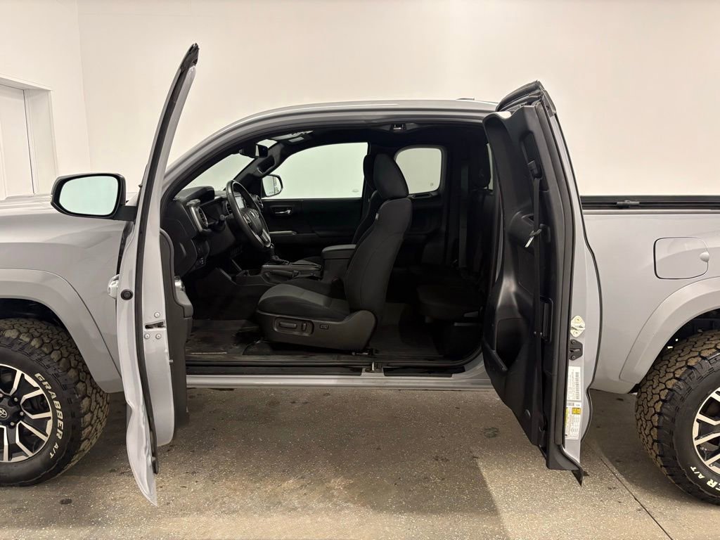 Used 2021 Toyota Tacoma TRD Sport image 21