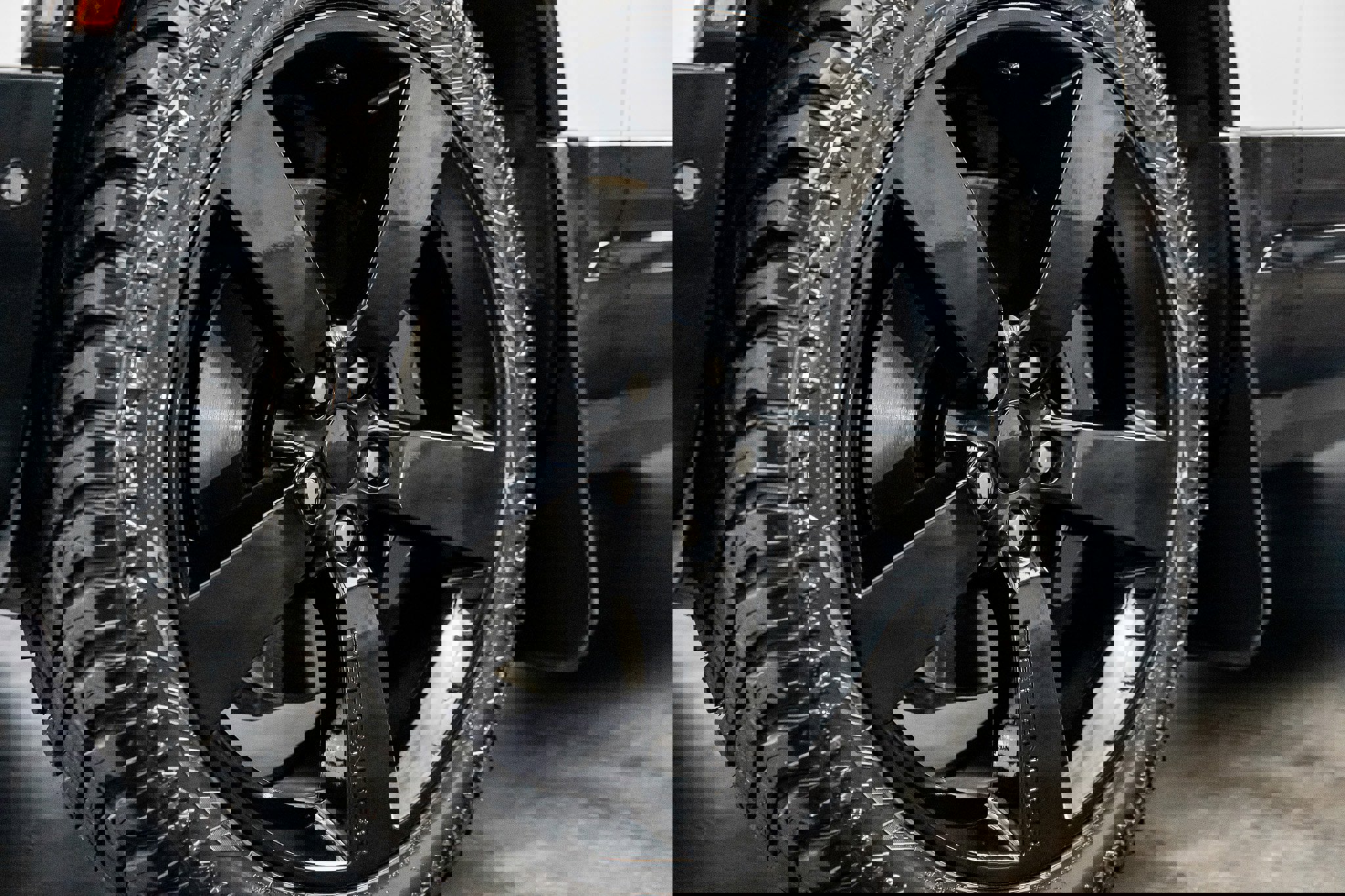 Used 2023 Land Rover Defender 110 X-Dynamic SE AWD/4WD image 12