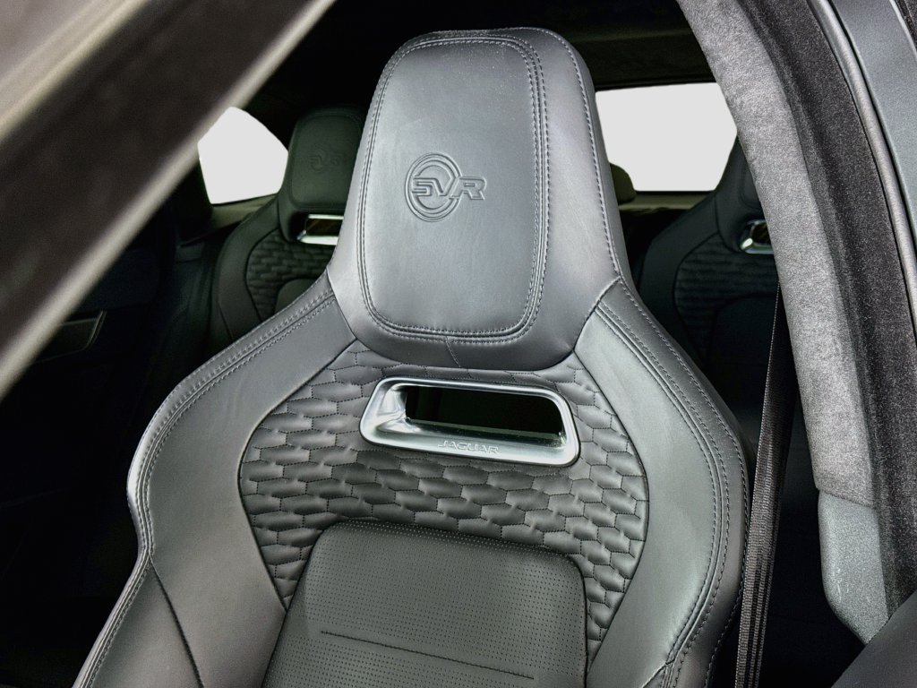 Certified 2024 Jaguar F-PACE SVR AWD/4WD image 24