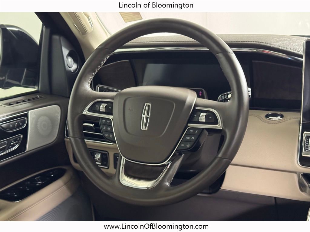 Used 2024 Lincoln Navigator Reserve AWD/4WD image 23