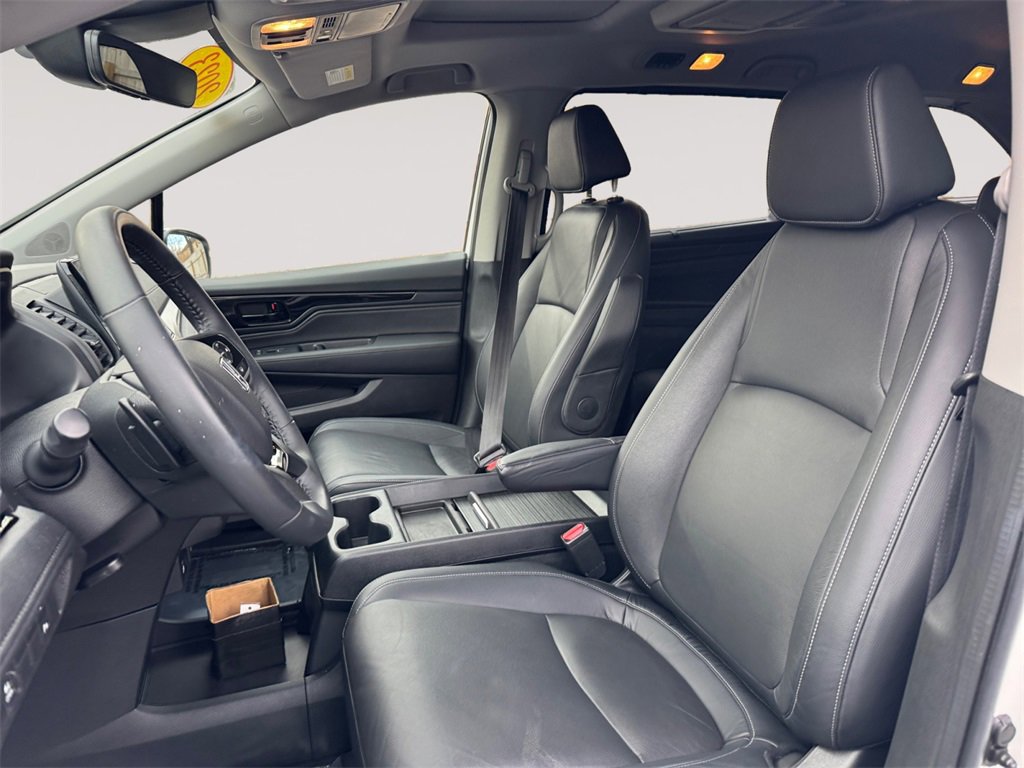 Used 2023 Honda Odyssey Touring image 9