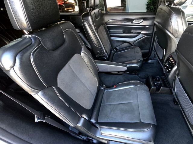 Certified 2024 Jeep Grand Cherokee L Altitude image 26