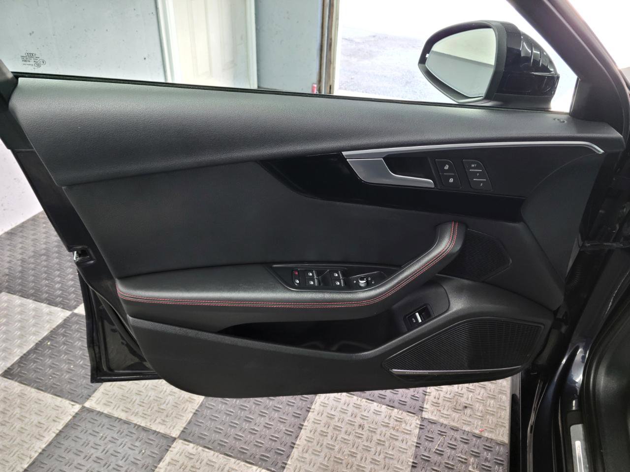 Used 2018 Audi A4 2.0T Premium Plus image 21