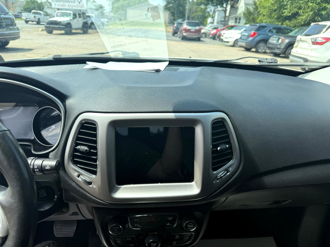 Used 2017 Jeep Compass Latitude w/ Popular Equipment Group image 28