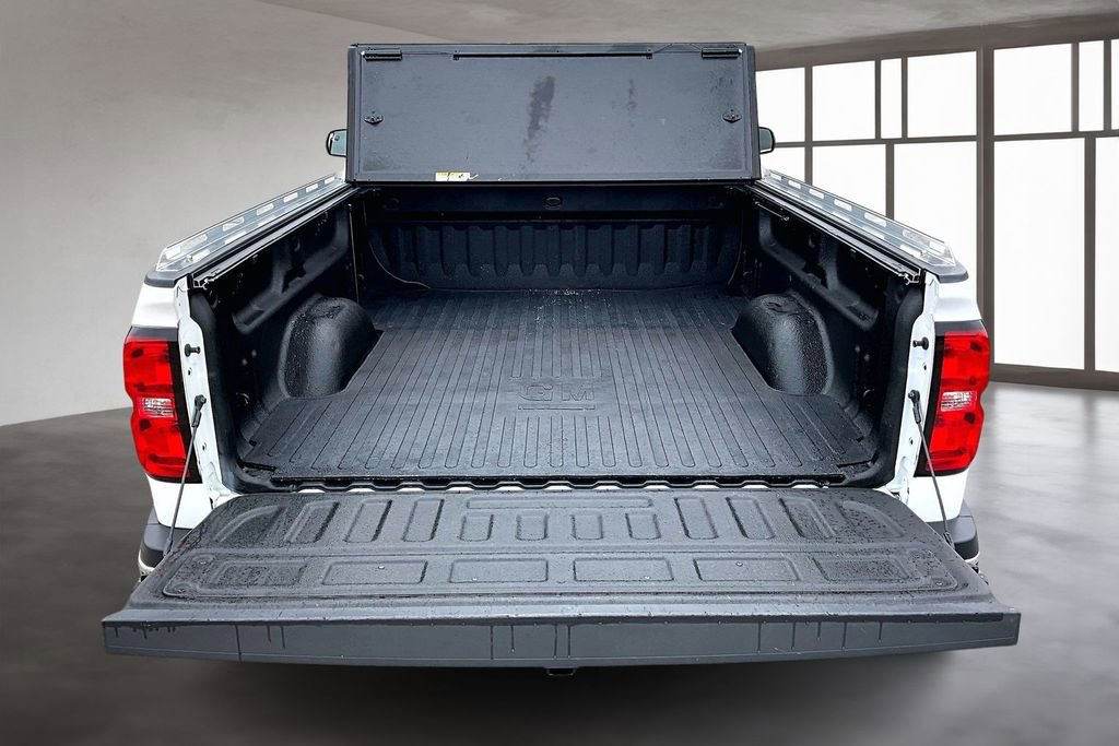 Used 2018 Chevrolet Silverado 1500 LT w/ LT Convenience Package image 7