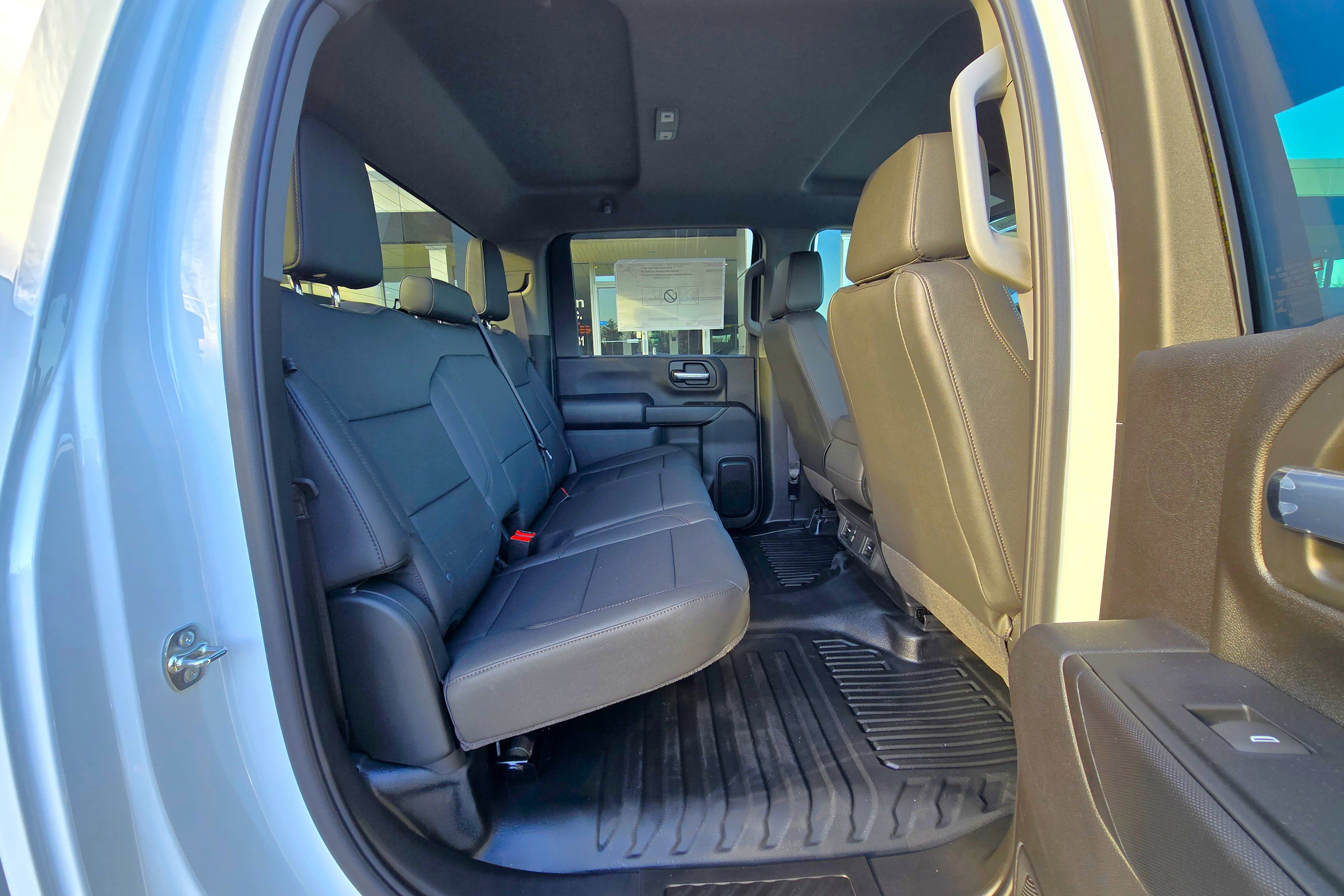 New 2025 GMC Sierra 3500 Pro w/ Convenience Package image 17