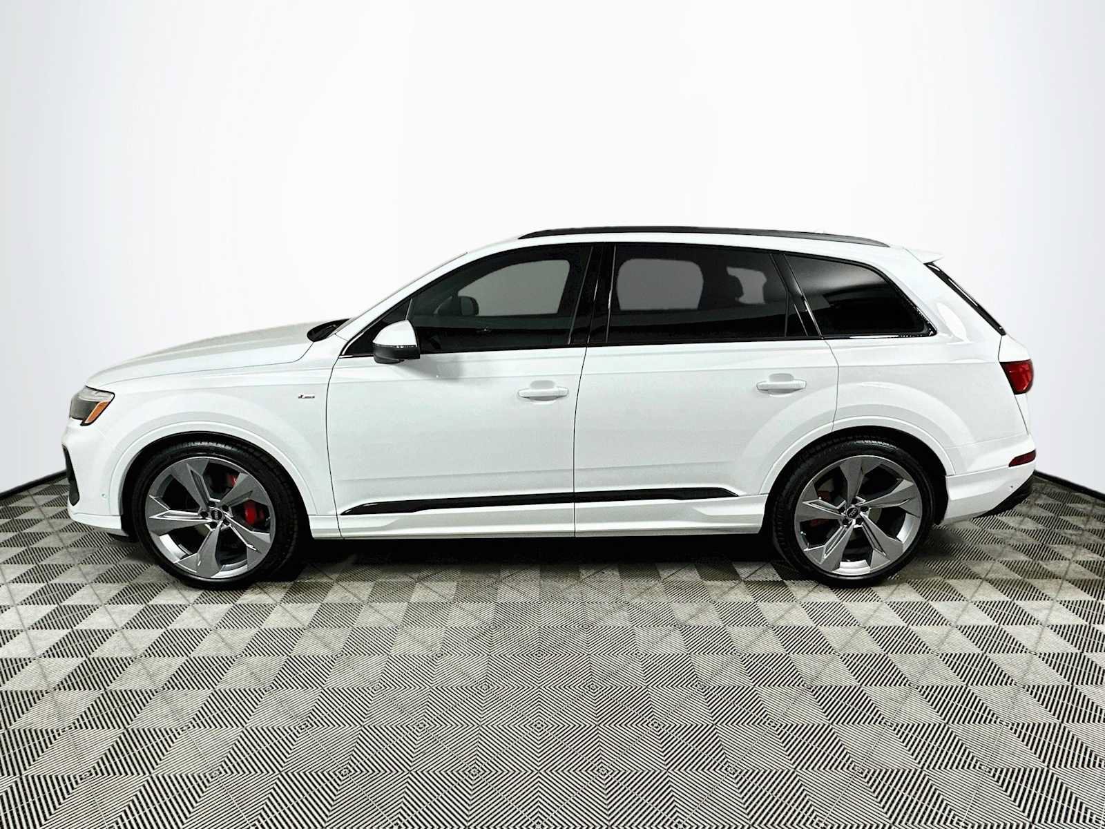 New 2026 Audi Q7 3.0T Prestige AWD/4WD image 4