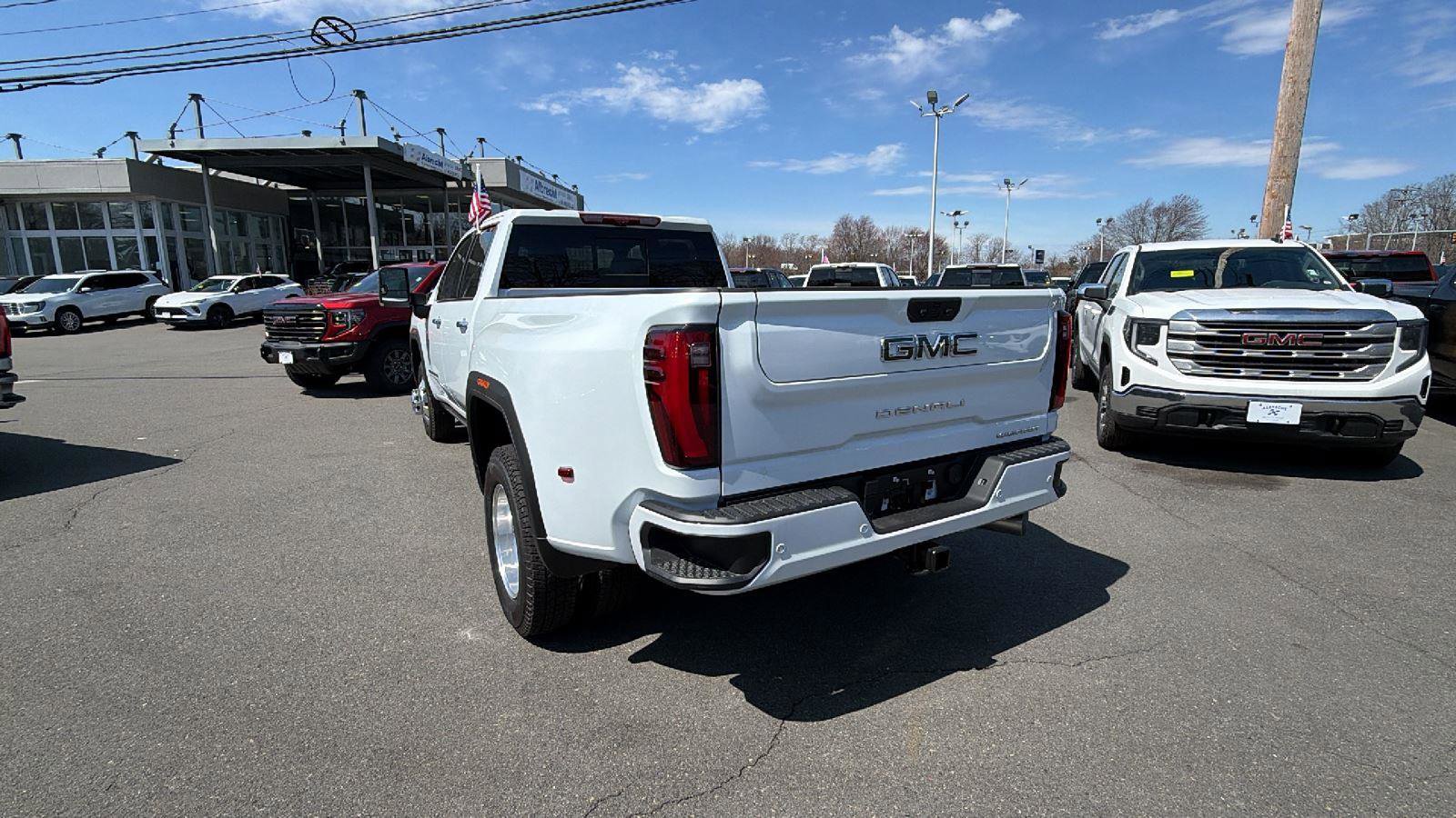 New 2026 GMC Sierra 3500 Denali Ultimate AWD/4WD image 5
