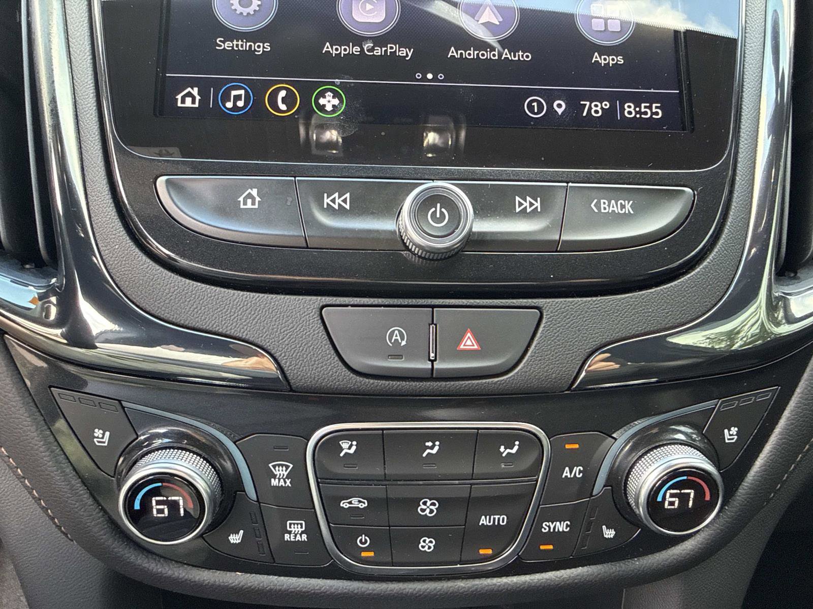 Used 2023 Chevrolet Equinox Premier FWD image 27