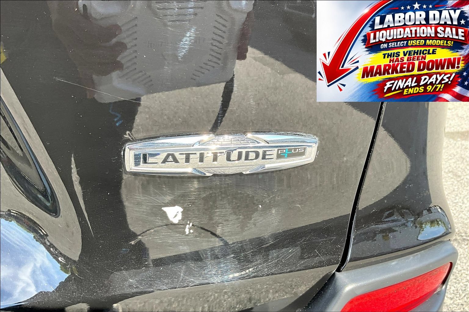 Used 2021 Jeep Cherokee Latitude Plus AWD/4WD image 27
