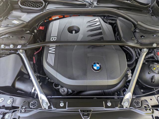New 2026 BMW 750e xDrive image 18