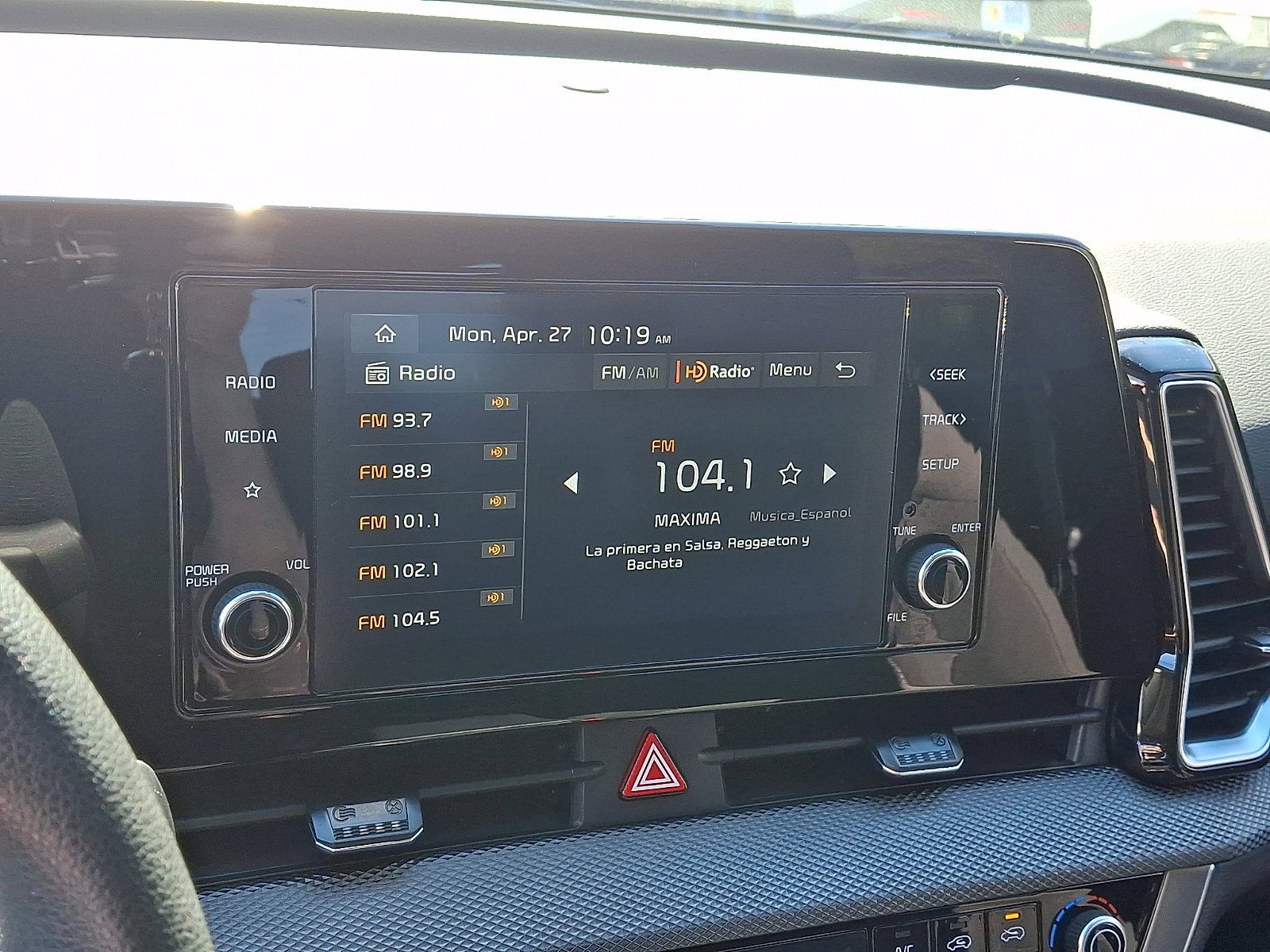 Certified 2025 Kia Sportage LX FWD image 15