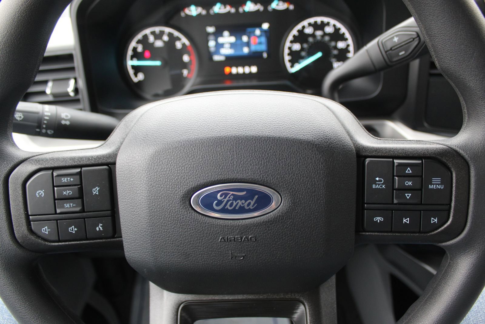 New 2026 Ford F350 XLT w/ FX4 Off-Road Package image 27